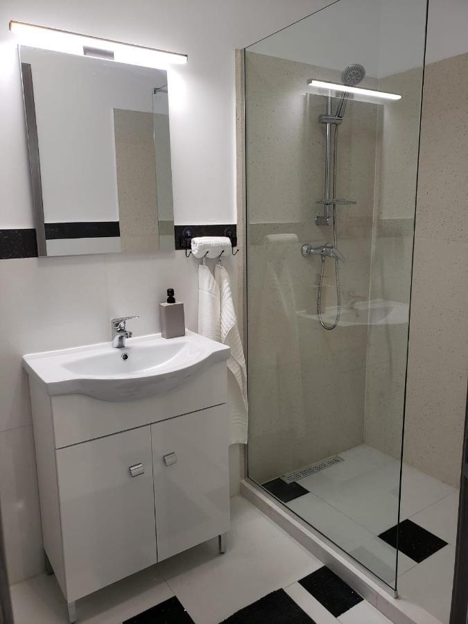 Sunrise Luxury Apartments ナボダリ エクステリア 写真