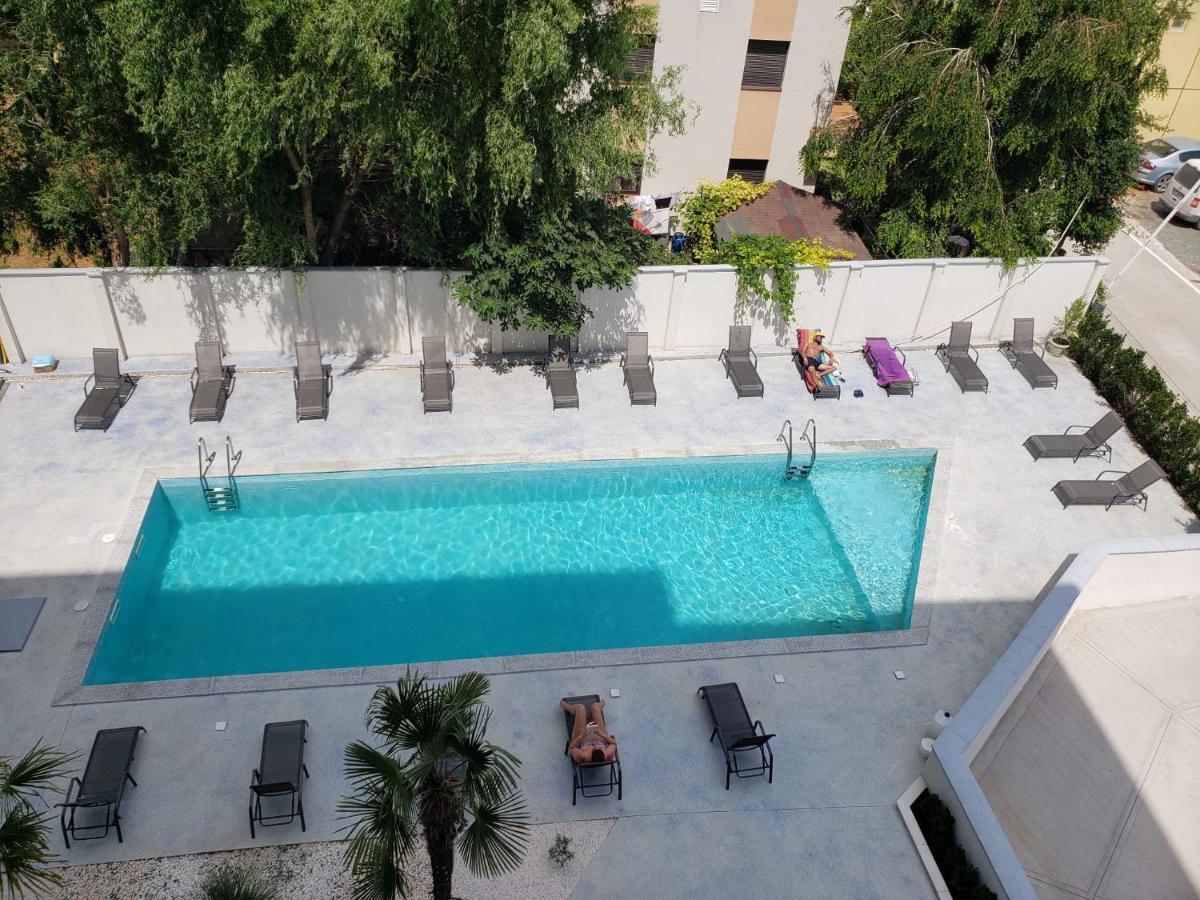 Sunrise Luxury Apartments ナボダリ エクステリア 写真